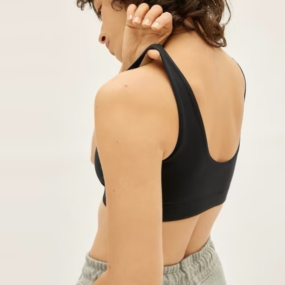EVERLANE The Perform Bra NWOT - Picture 3 of 5